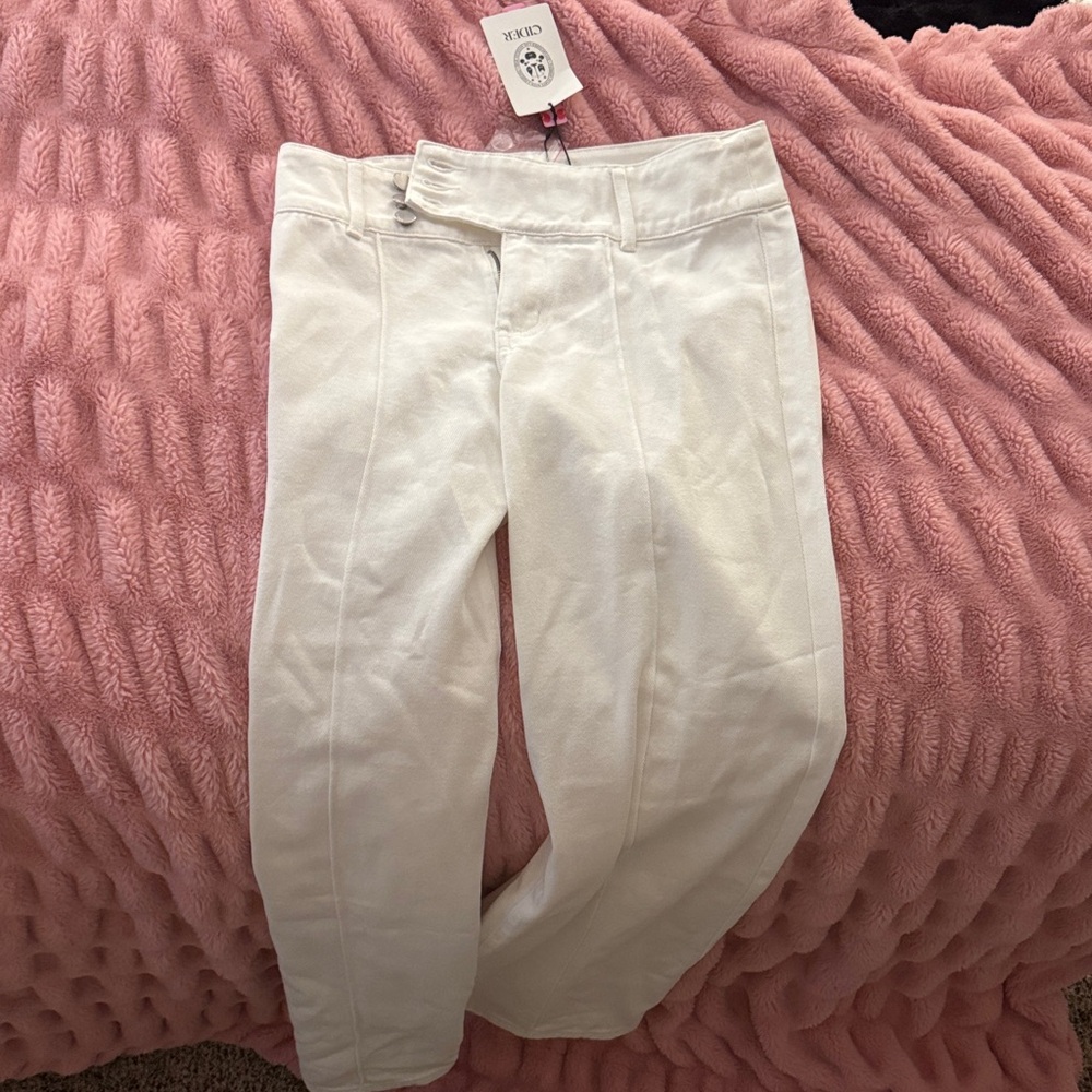 Cider White low rise jeans
